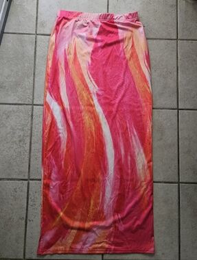 Women’s Pink & Orange Skirt